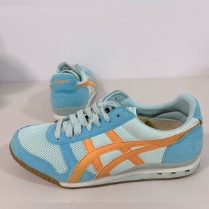 Onitsuka Tiger Sneaker in Pastel Turquoise/Orange, Women’s Size 7.5